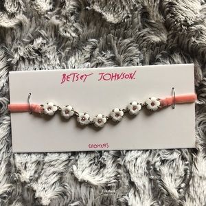 NEW Betsey Johnson Pink Flower Choker 🌸